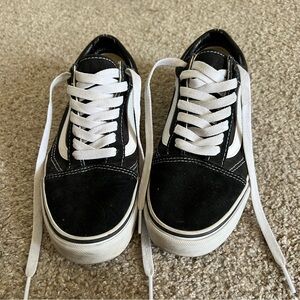 Women’s suede Vans